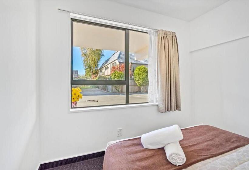 סוויטה, Ascot Vale Motor Lodge