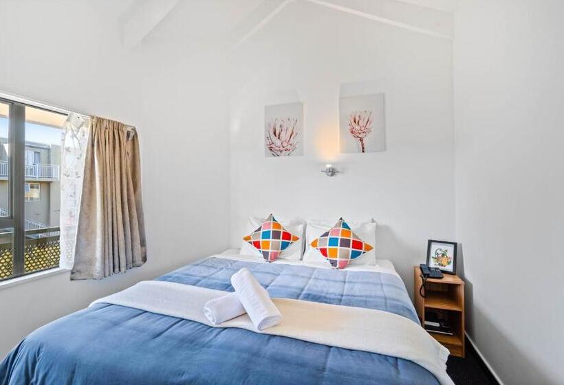 סוויטת פנטהאוז, Ascot Vale Motor Lodge