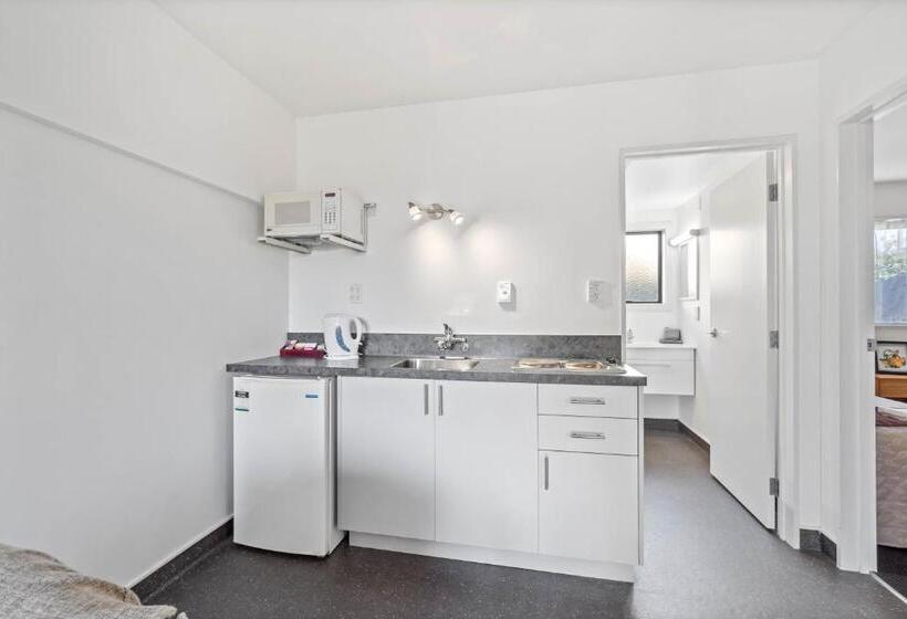 דירת שני חדרים, Ascot Vale Motor Lodge