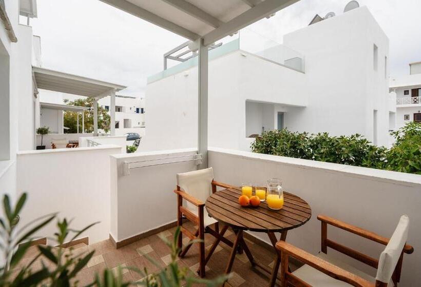 استودیو استاندارد با تخت کینگ, Erato Inn Naxos