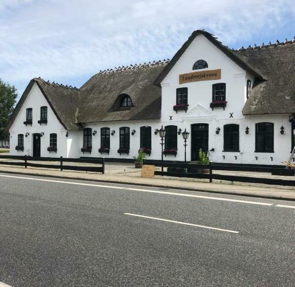 Номер Стандарт Трехместный, Døstrup Landevejskro & Motel