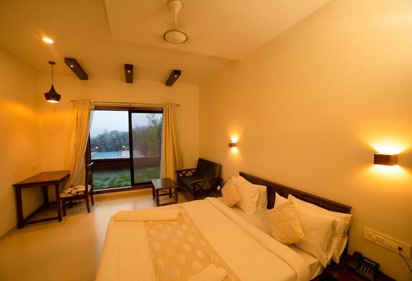 Номер Deluxe, La Serene Resort And Spa