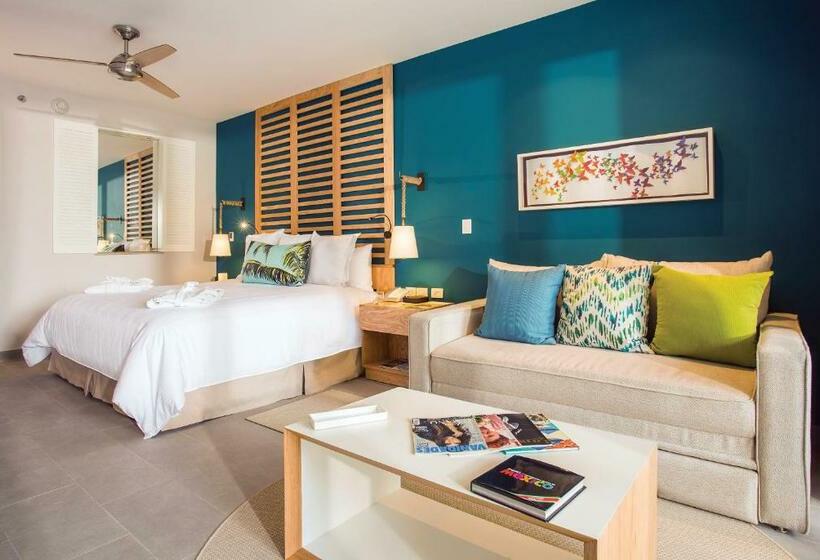 Club Junior Suite, Dreams Natura Resort & Spa  All Inclusive