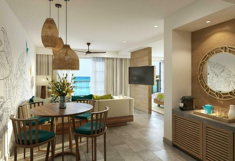 Master Suite met Uitzicht op Zee, Dreams Natura Resort & Spa  All Inclusive