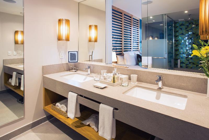 Junior Suite met Kingsize Bed, Dreams Natura Resort & Spa  All Inclusive