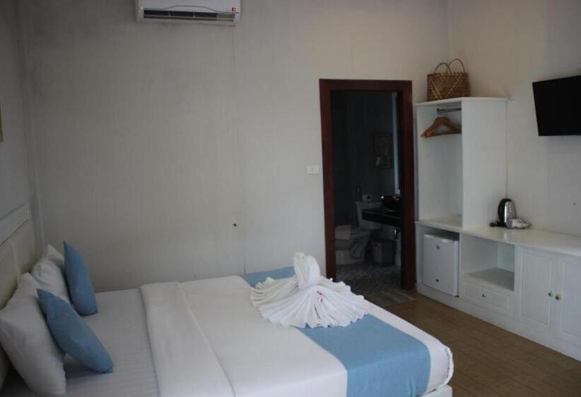 高级大房间, Scarlet Sails Resort