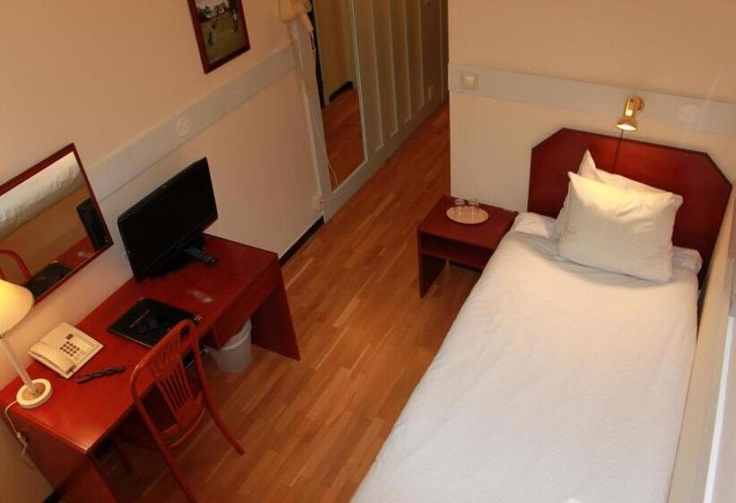 이코노미 싱글 룸, First Hotel Statt