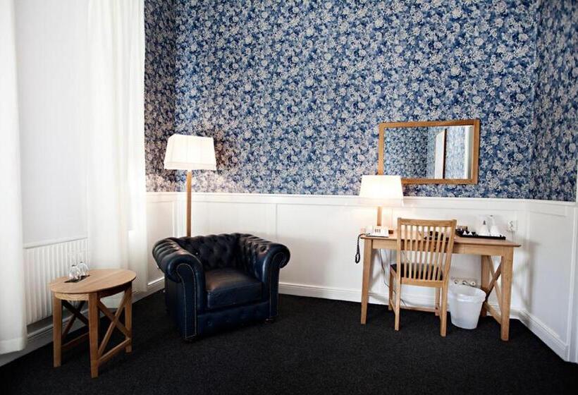 수피리어 룸, First Hotel Statt