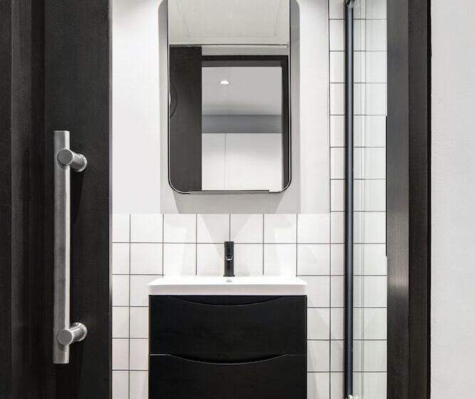 استودیوی لوکس, The Onyx Apartment Hotel By Newmark