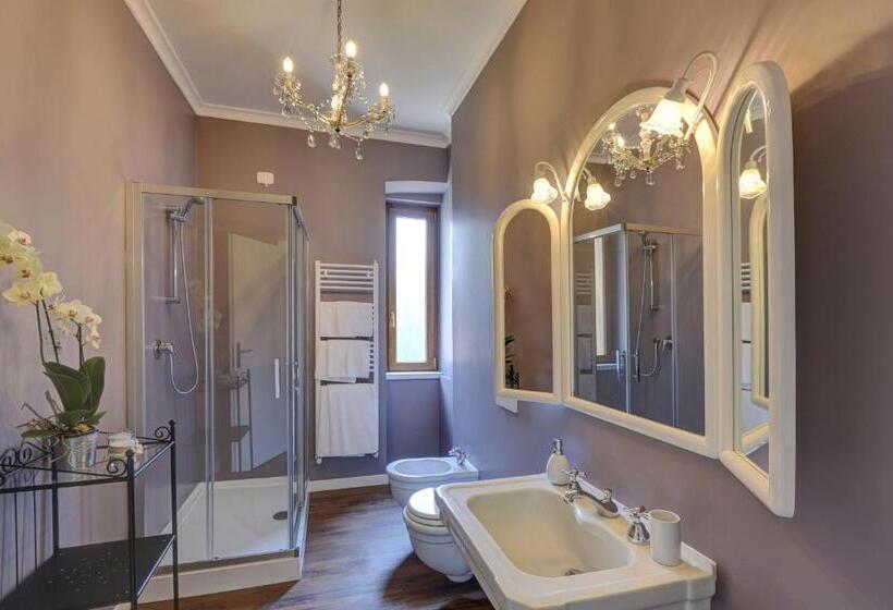 اتاق لوکس با تخت بزرگ, B&b La Contessa