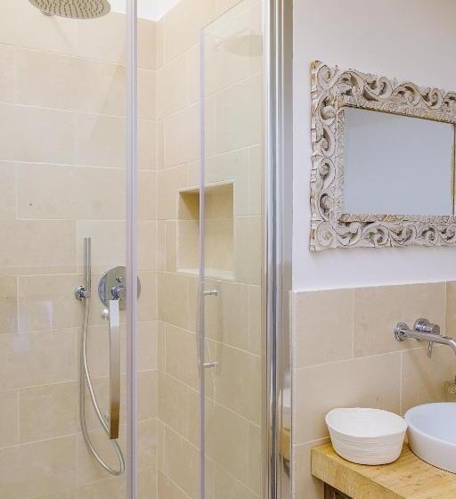 غرفة قياسية, Doneduà B&b
