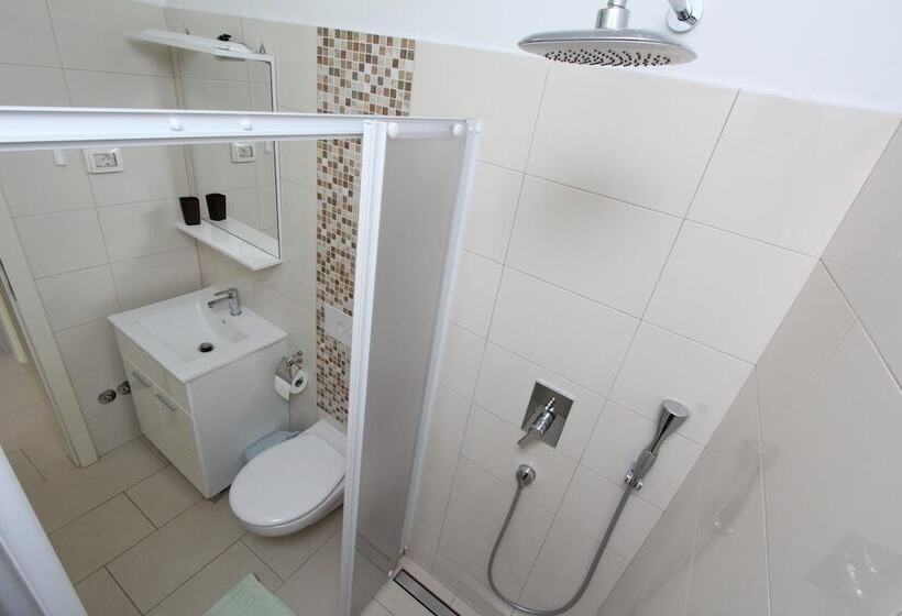 Апартаменты 1 Спальня, Rooms And Apartments Bella Vista