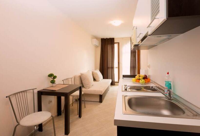 Номер Basic, Sea Palace Sozopol