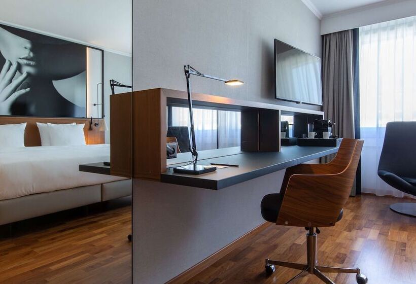高级大房间, Radisson Blu , Basel