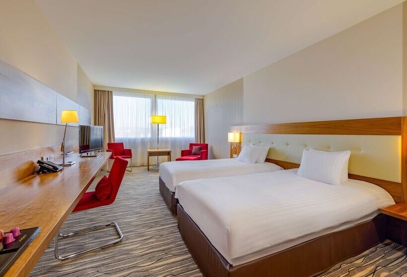 豪华房间, Mövenpick Hotel Geneva