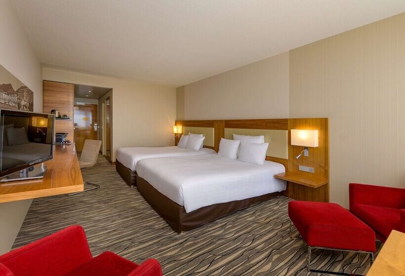 家庭间, Mövenpick Hotel Geneva