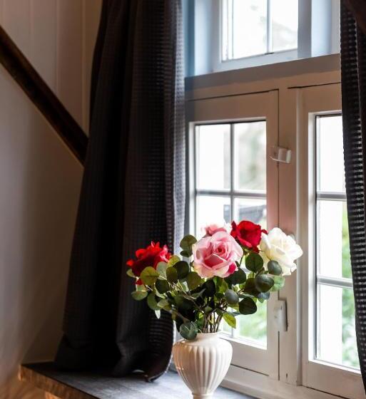 Номер Economy, Rose House B&b
