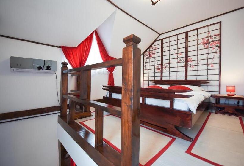 سوییت, Casa Bertha
