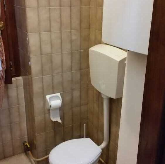 스탠다드 룸 공동 욕실, Gira Guest House