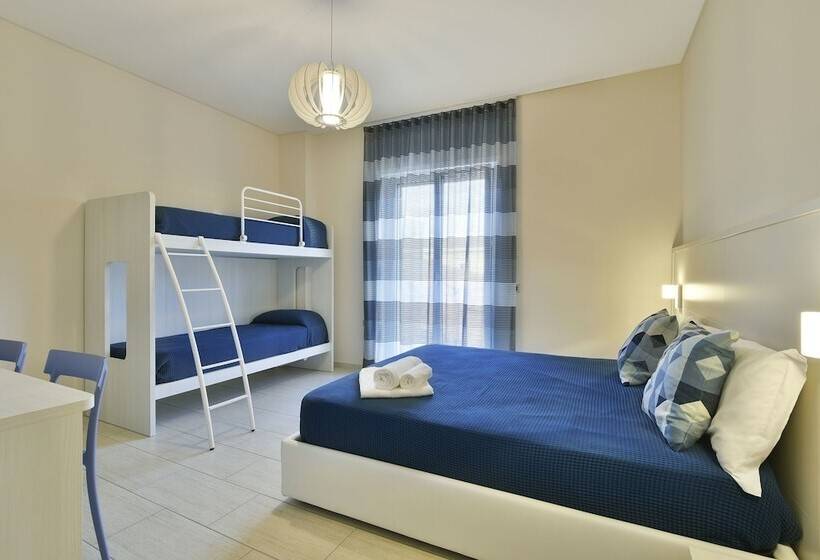 Полулюкс, Tolomeo Rooms