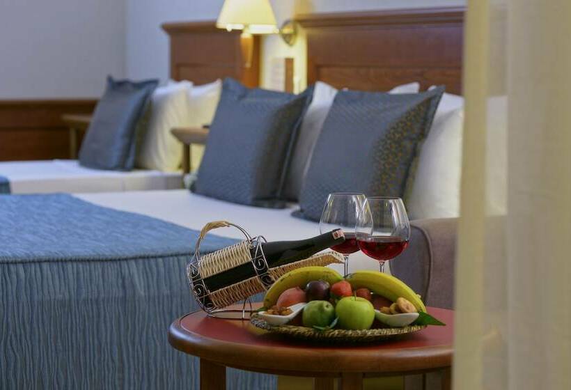 스탠다드 룸 측면 바다 전망, Grand Kaptan Hotel   All Inclusive