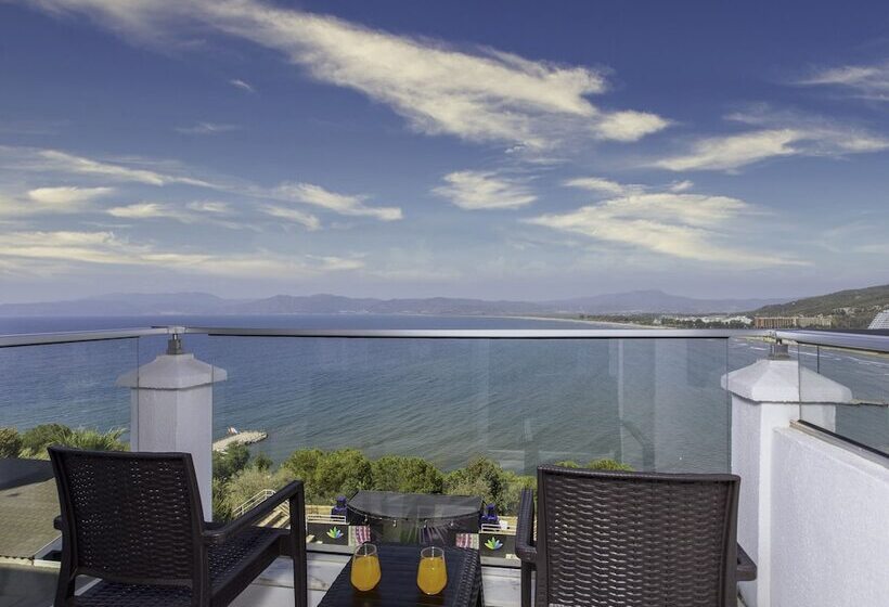 סוויטת ג'וניור נוף לים, Labranda Ephesus Princess - All Inclusive