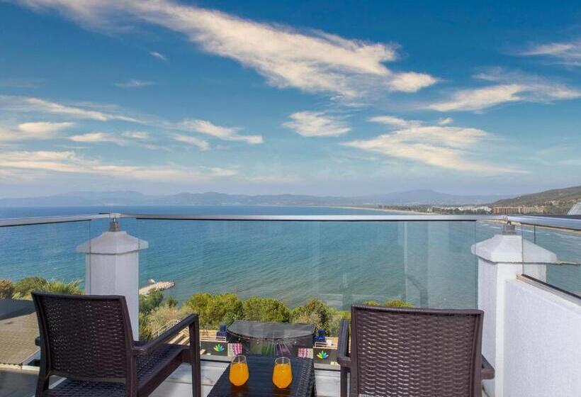 סוויטת ג'וניור נוף לים, Labranda Ephesus Princess - All Inclusive