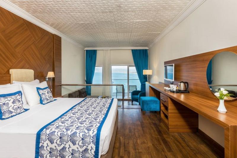 סוויטת ג'וניור נוף לים, Labranda Ephesus Princess - All Inclusive