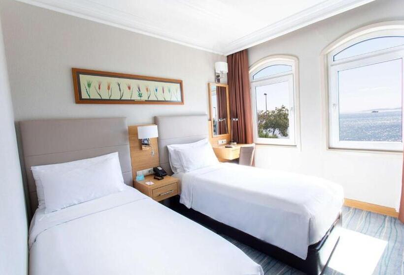 オーシャンビュースタンダードルーム, Radisson Hotel Istanbul Sultanahmet