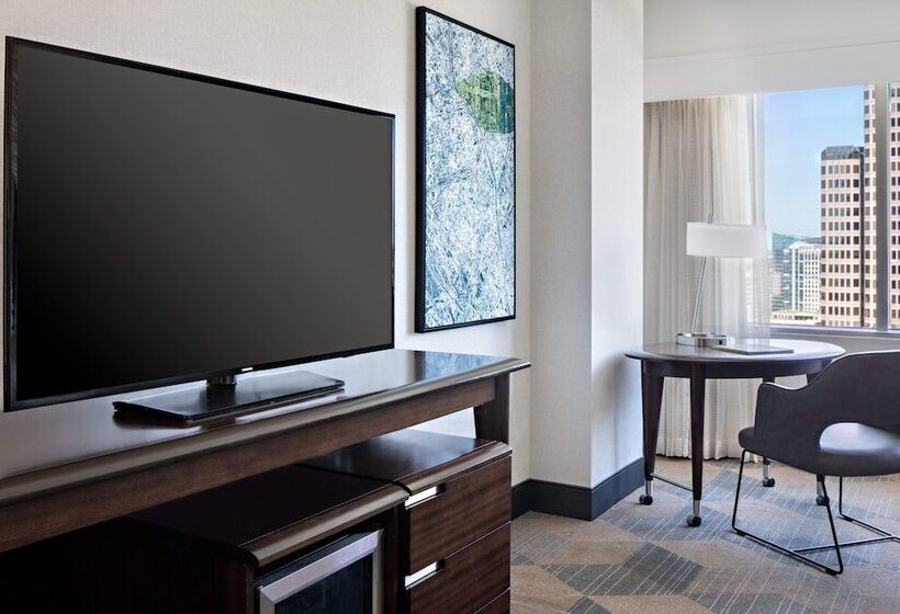 חדר קלאב, Sheraton Dallas