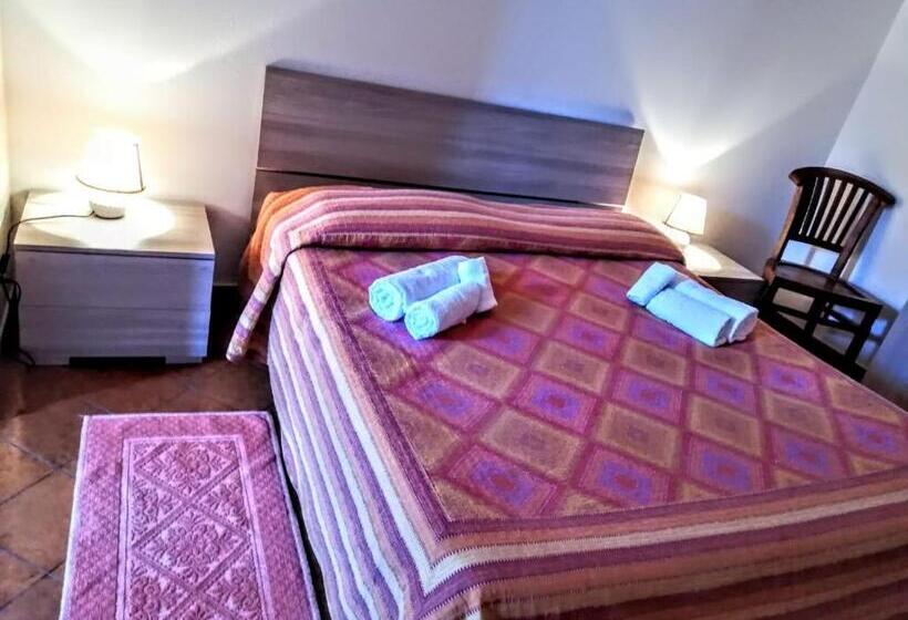 اتاق استاندارد سه نفره, B&b Da Tizy