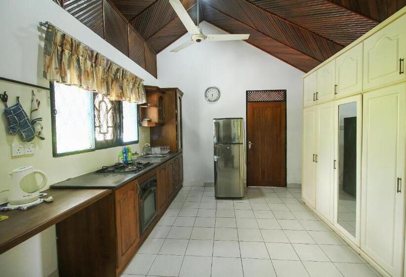 Quarto Estandar, Lioni Holidays Villa