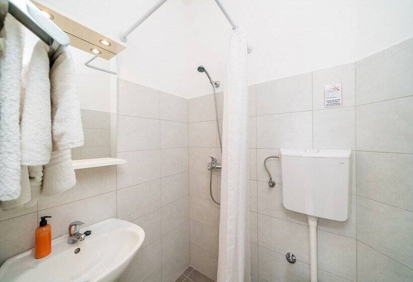 Трехместный Номер Комфорт, Guest House Villa Nina