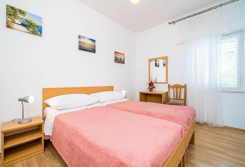 Номер Стандарт Вид на Сад, Guest House Villa Nina