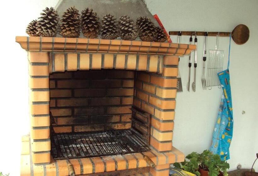 Дом 1 Спальня, Casas De Pedra   Casa Da Avó