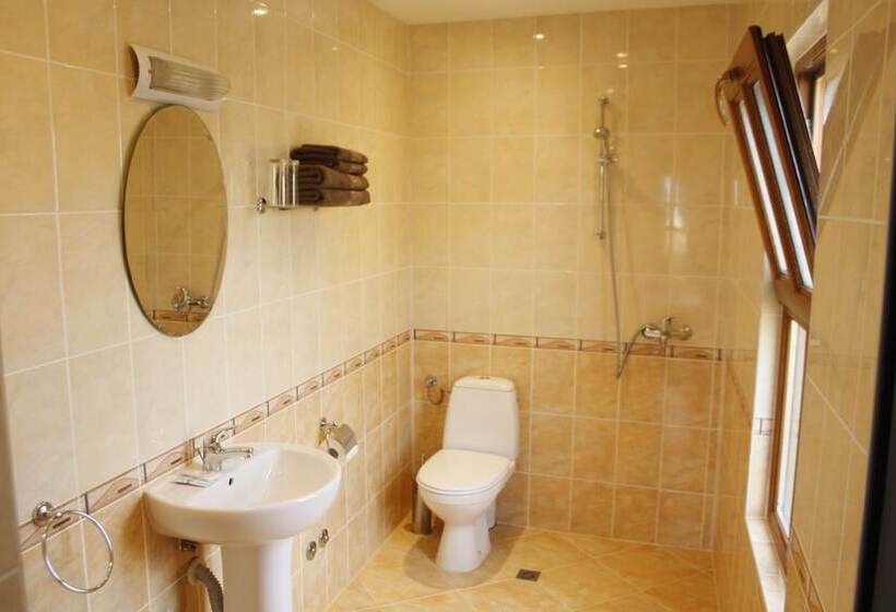 Апартаменты 2 Спальни, Iliikova House
