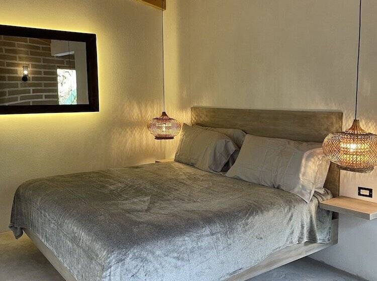اتاق لوکس با چشم‌انداز باغ, La Iguana Perdida   Hostel