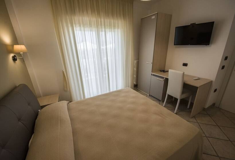 Quarto Estandar com Terraço, Passo Del Cavaliere