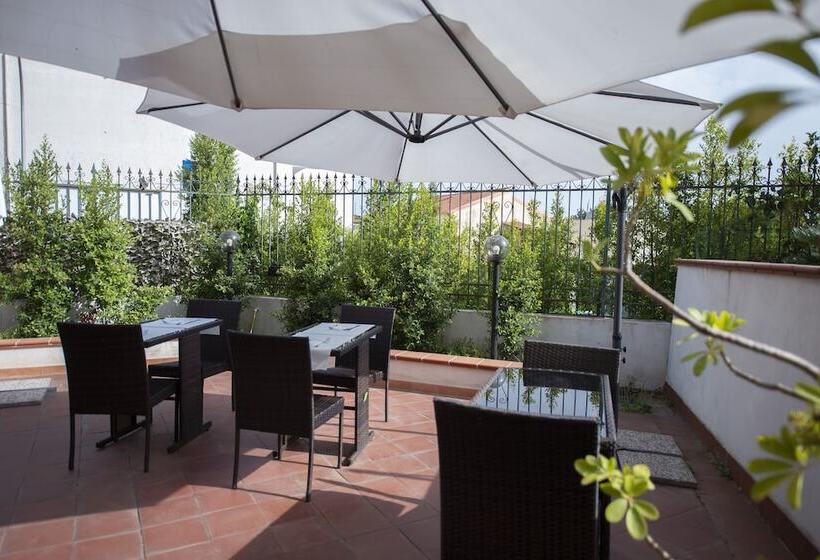 Quarto Estandar com Terraço, Passo Del Cavaliere