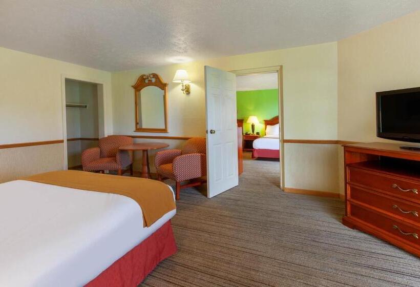 סוויטה עם מיטת קווין, Apple Tree Inn; Surestay Collection By Best Western