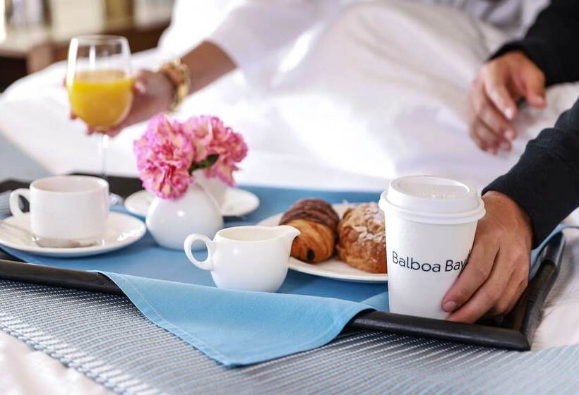 Люкс Адаптированный для Инвалидов, Balboa Bay Resort