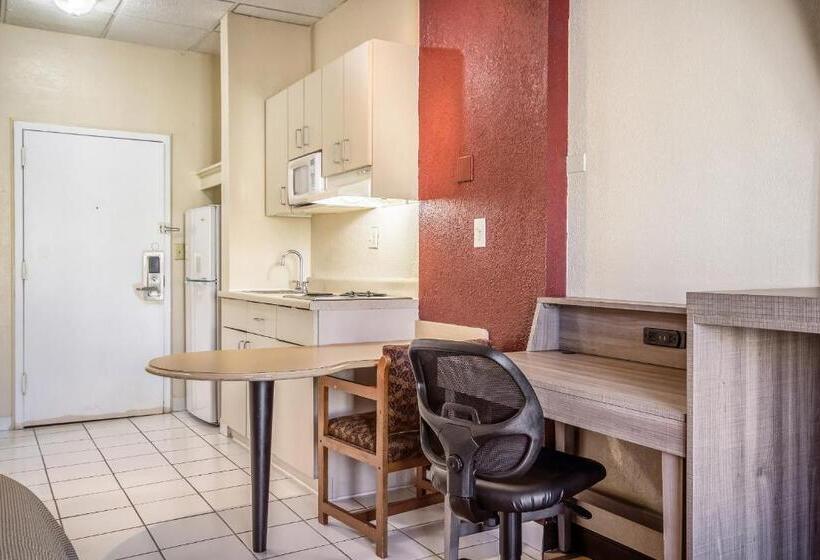 Люкс, Countryside Suites Kansas City Independence I 70 East Sports Complex
