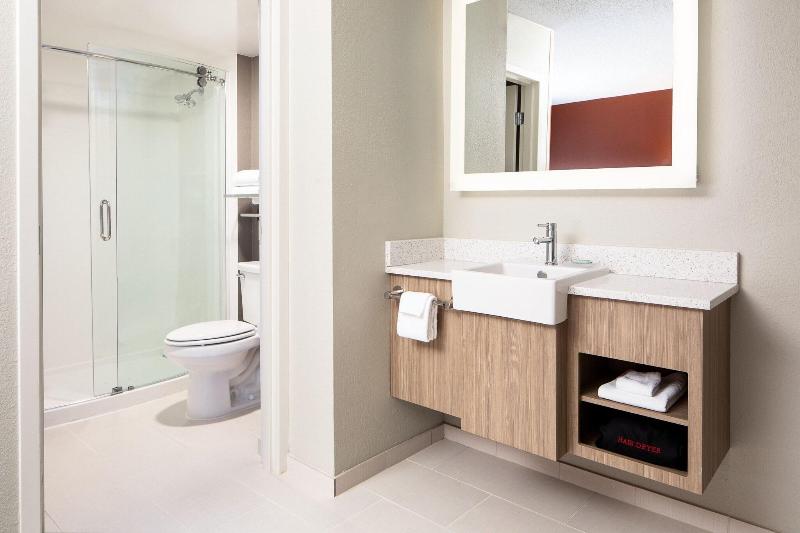Suíte Cama King, Springhill Suites By Marriott Dallas Downtown / West End