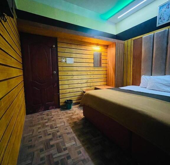 اتاق لوکس سه تخته, Ragam Resort