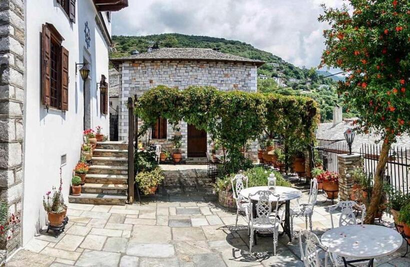 اتاق سوپریور با چشم‌انداز دریا, Archontiko Repana   Makrinitsa Stone Retreat