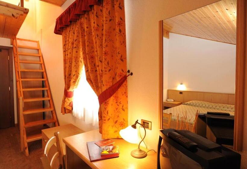Семейный Номер, Petit Tournalin