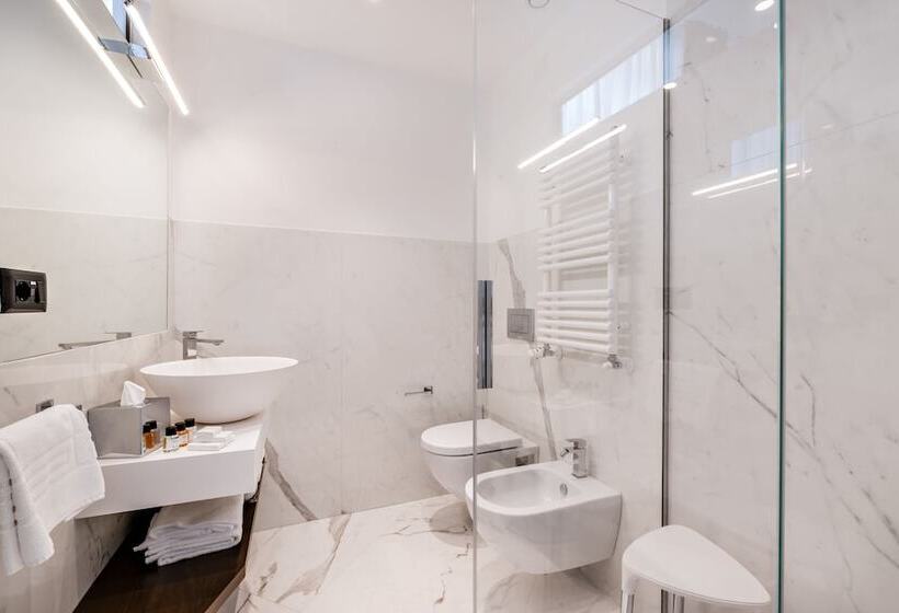 جناح جونيور مزوَّد بشرفة, La Spezia By The First  Luxury Rooms & Suites