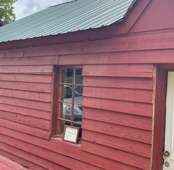 Номер Deluxe, Meramec River Resort