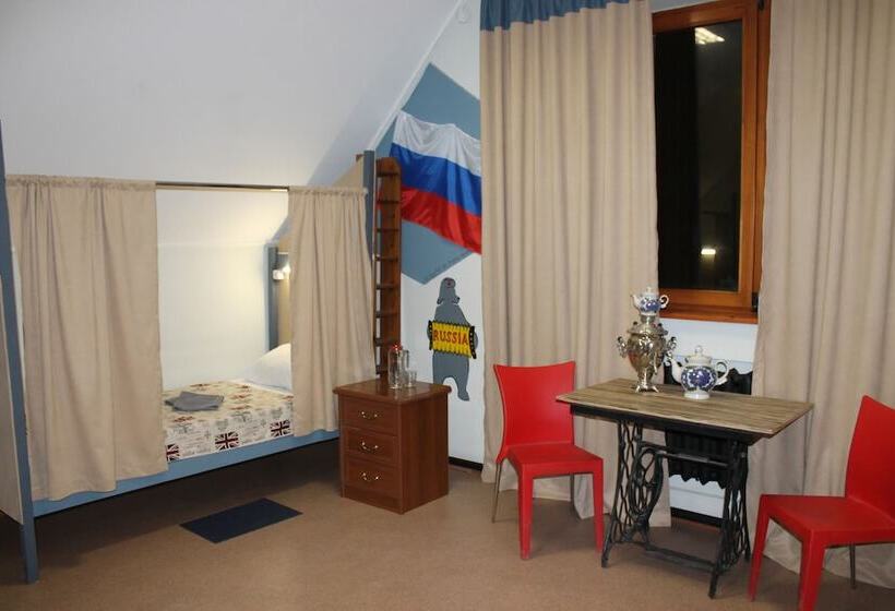 공동 객실, Boutique Hostel Be Happy