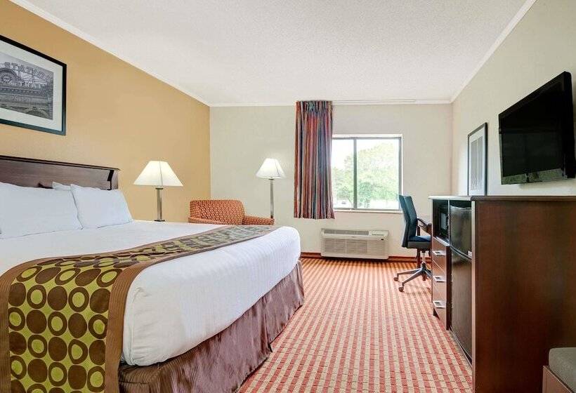 Номер Стандарт, Days Inn & Suites By Wyndham Kansas City   Chiefs Arrowhead Stadium